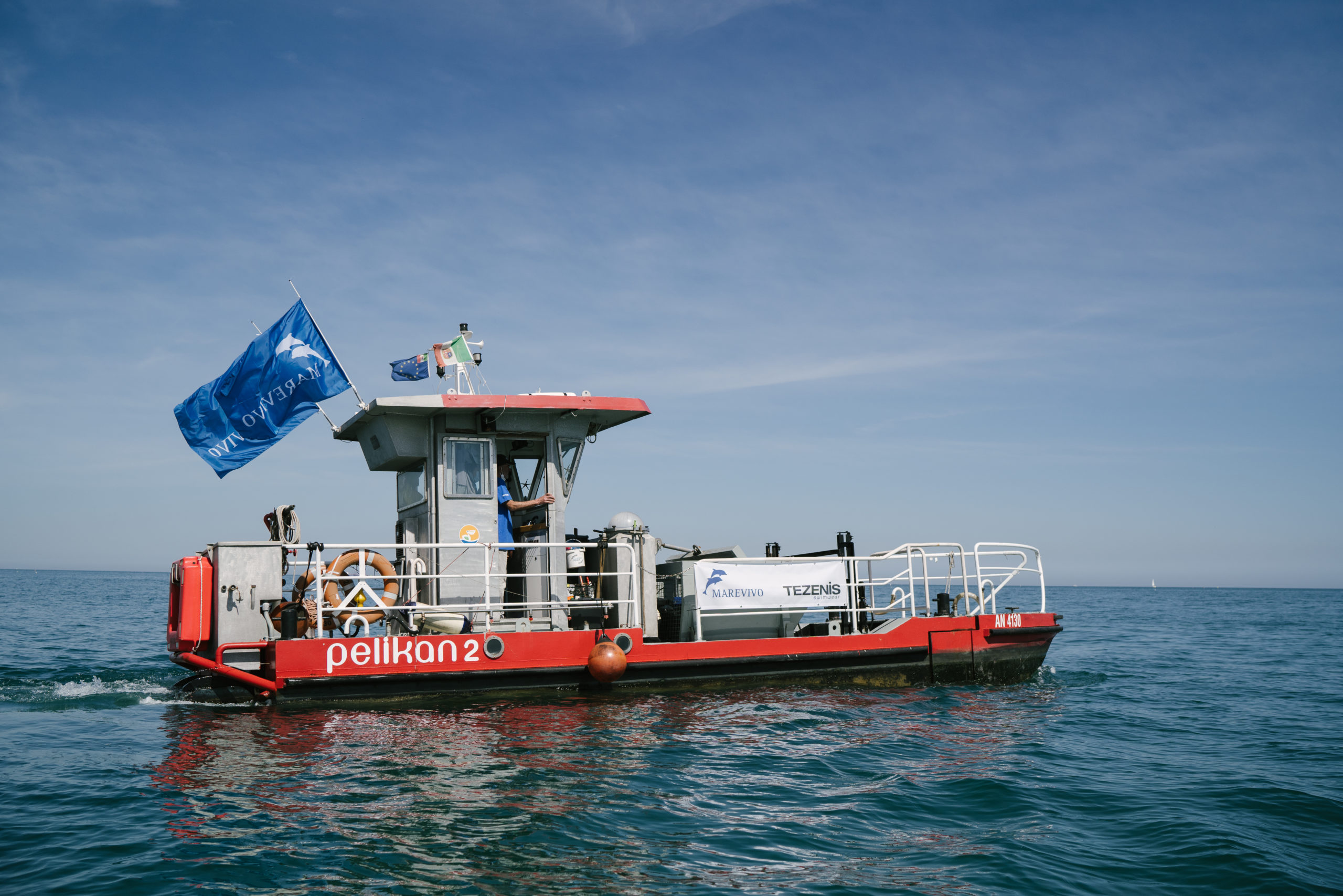 Recuperiamo dal mare 10 mila chili di plastica e li riusiamo per produrre energia