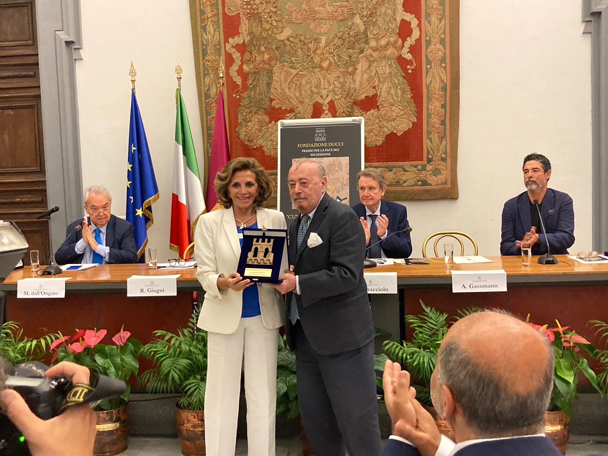 Rosalba Giugni riceve il Premio per la pace 2022 della Fondazione Ducci