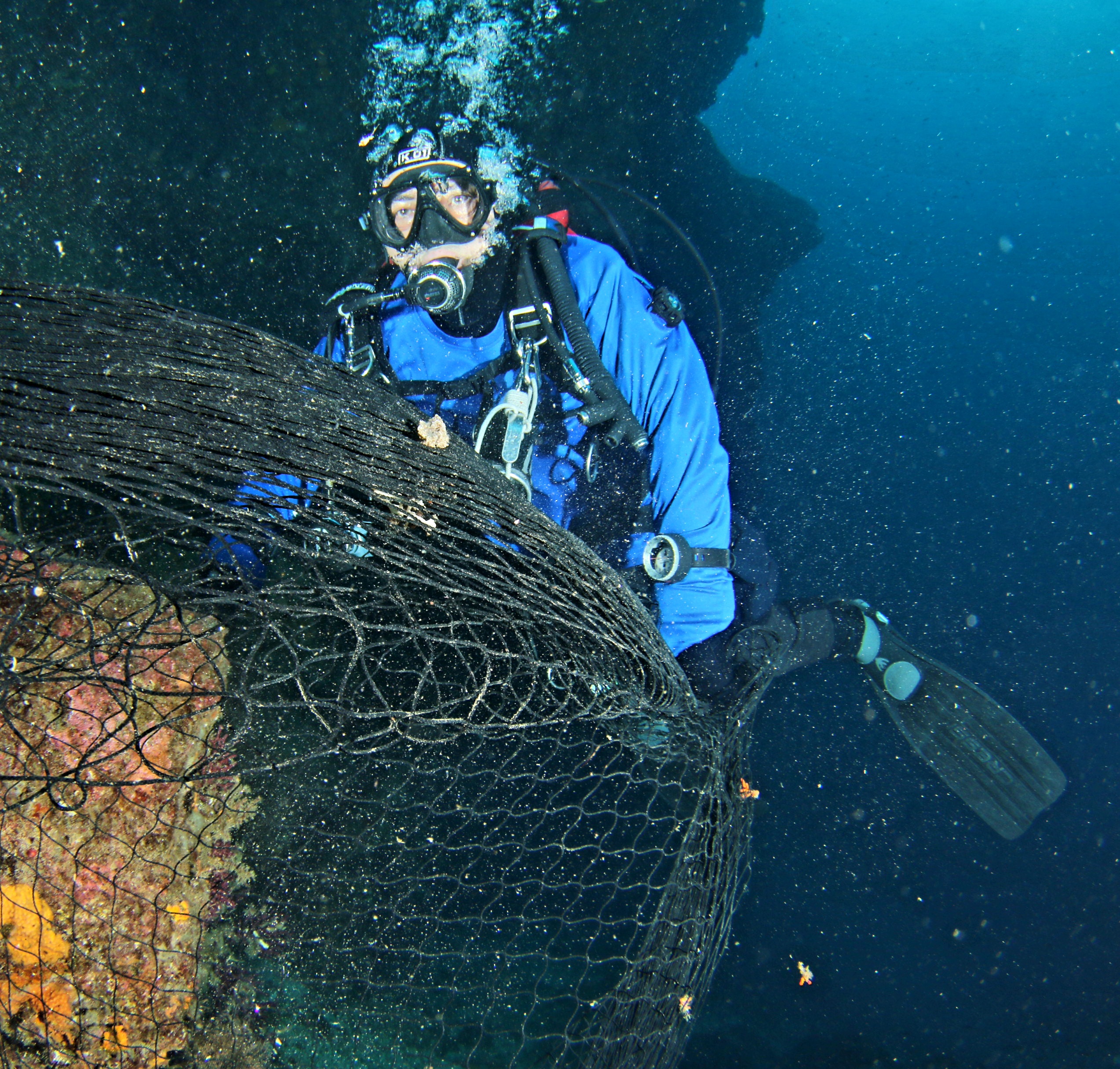 Marevivo a Messina per il primo intervento di rimozione reti fantasma del 2023