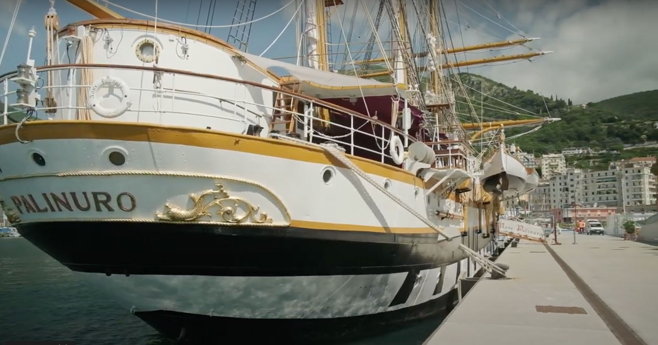 Nave Palinuro a Salerno: così si educa al rispetto del mare