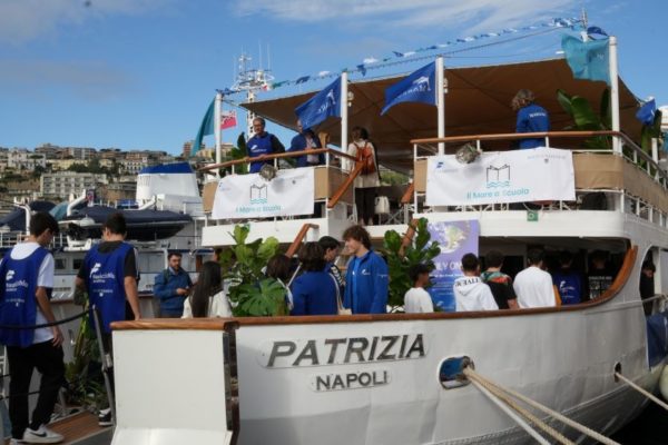 Il Mare A Scuola A Napoli (2) Il Mare A Scuola A Napoli (2)