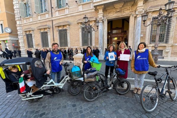 PHOTO 2024 12 19 14 28 04 PHOTO 2024 12 19 14 28 04