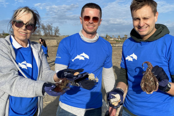 Adotta Una Spiaggia Ladispoli (11) Adotta Una Spiaggia Ladispoli (11)