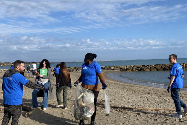Adotta Una Spiaggia Ladispoli (5) Adotta Una Spiaggia Ladispoli (5)